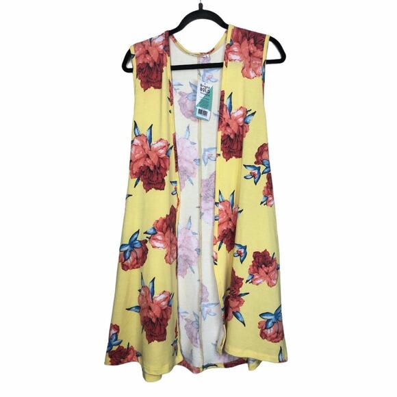 Honey and Lace Jackets & Blazers - Honey and Lace Tahoe floral sleeveless duster vest Size Small